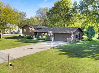 45W461 Bergman Dr, Big Rock, IL 60511