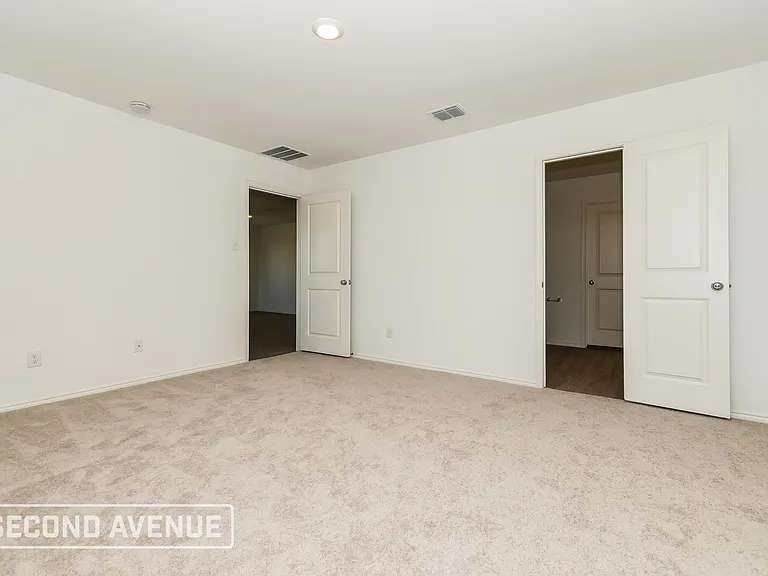 1913 Lotus St — Photo 12