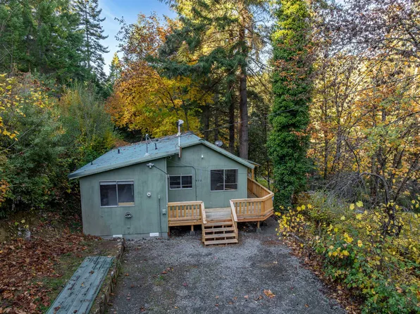 970 Mount Reuben Rd, Glendale, OR 97442