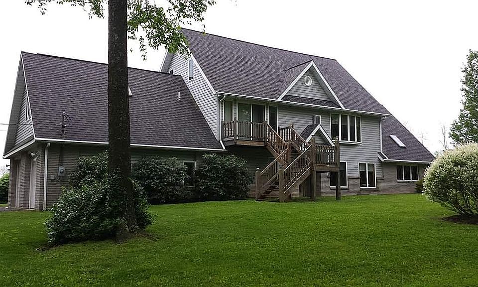 1st image of 572 Beaver Creek Dr