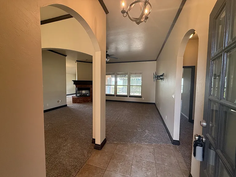19132 Cottonwood Ct — Photo 4