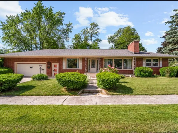 2326 Illinois AVENUE, New Holstein, WI 53061