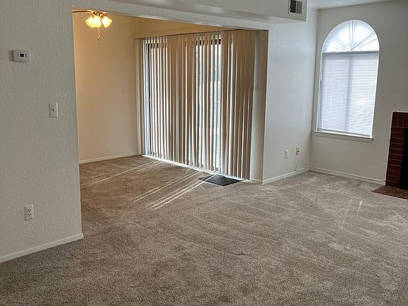 3rd image of 301 Pine Hollow Way #301
