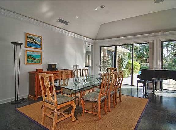 5th image of 7910 SE Loblolly Bay Dr