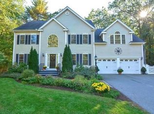 136 Clinton St, Hopkinton, MA 01748