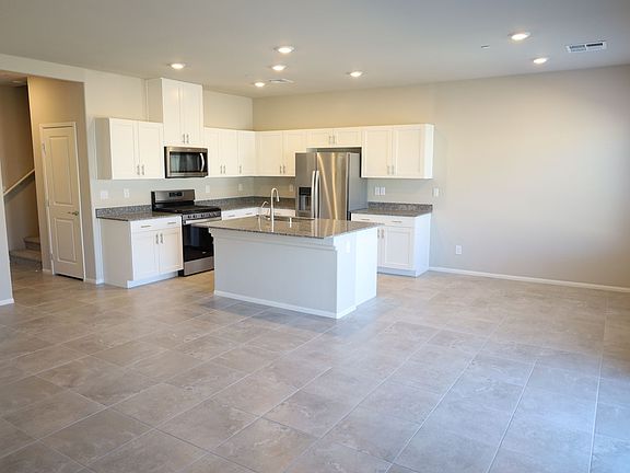 2nd image of 5269 Acadia Leaf St