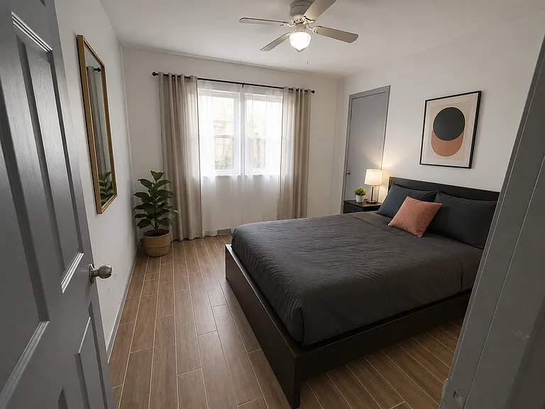 BEDROOM 2