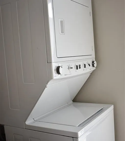 Aura Ct — Photo 26