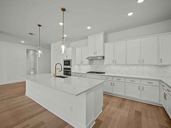 The Jaiden - Kitchen