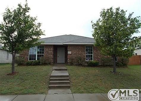 1st image of 613 Duke Dr