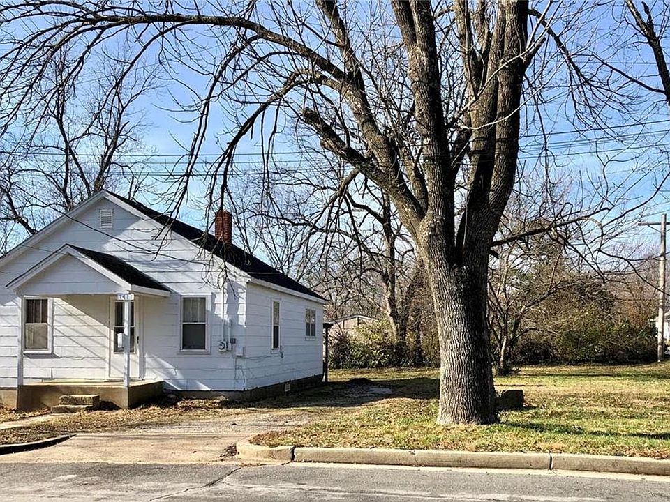 1st image of 1411 Leroy St