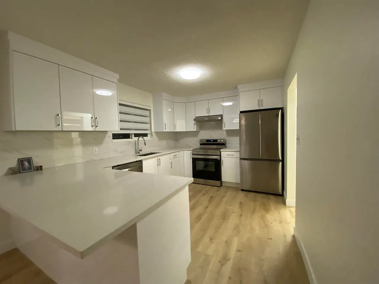 3 bed, 1168 sqft, $2,700 — Photo 4