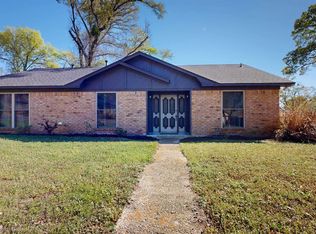 718 W Rieck Rd, Tyler, TX 75703