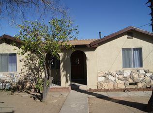 1239 E St, Corona, CA 92882