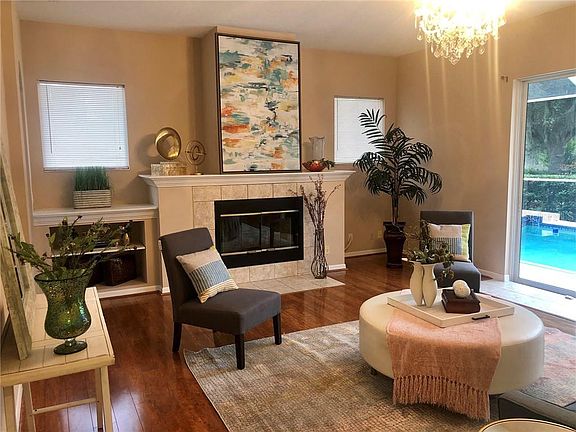 5th image of 10234 Deercliff Dr