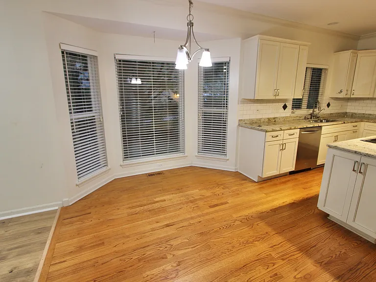 7635 Bittersweet Dr — Photo 11
