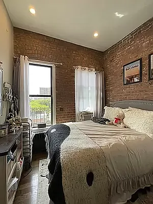 Rented by Douglas Elliman | media 19