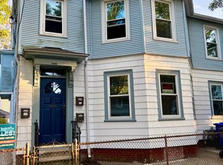 100 Arnold St #1F, Providence, RI 02906