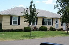 1st image of 410 E 1st St