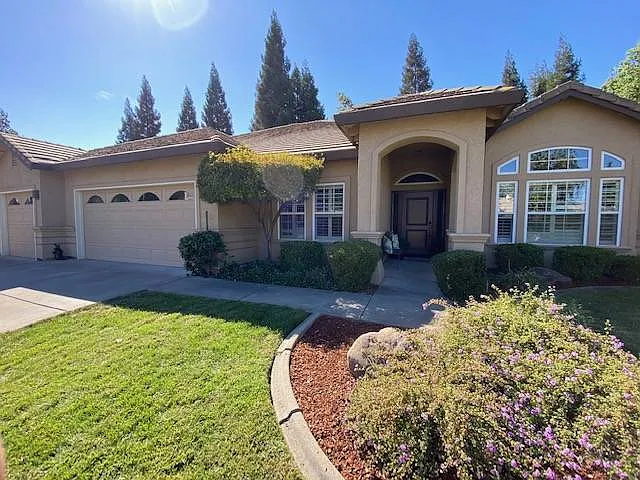 2030 Hardwick Way — Photo 2