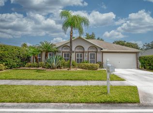 5290 Compass Pointe Cir, Vero Beach, FL 32966