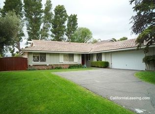 22220 Barbacoa Dr, Santa Clarita, CA 91350