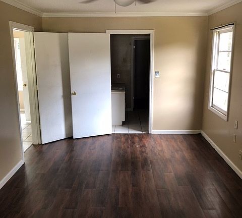 2nd image of 127 Gentilly Dr