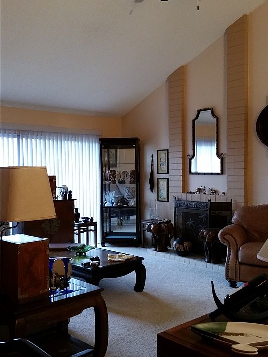 2nd image of 17433 Plaza Otonal