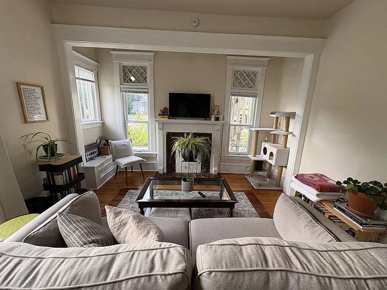 503 S Race St — Photo 15