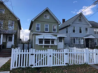 70 Arlington Avenue  image 1 of 1