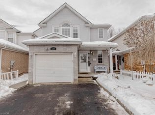 128 Karalee Cres, Cambridge, ON N3C 4H4