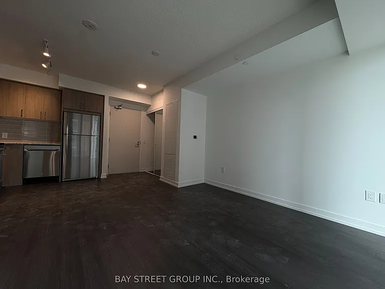 4010 Eglinton Ave W #1122 — Photo 5
