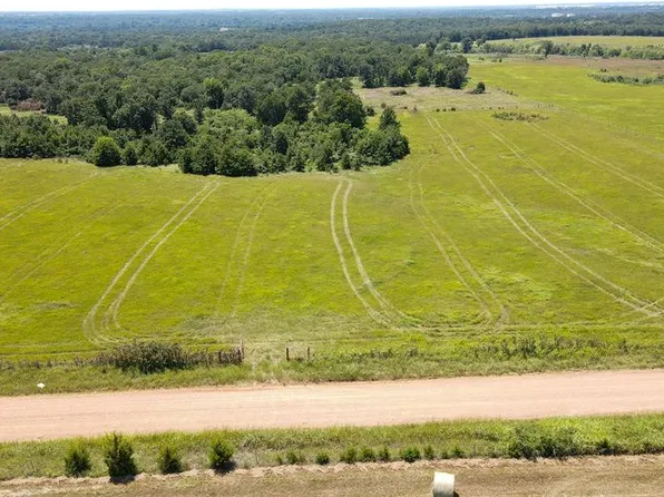 5525 Sac & Fox Rd, Cushing, OK 74023