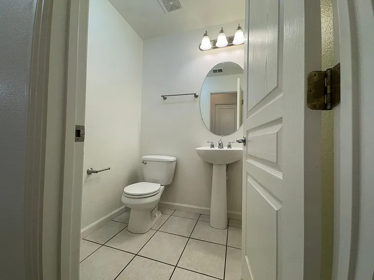 5781 E Kaviland Ave — Photo 22
