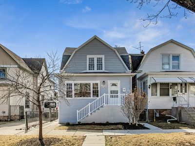 4725 W Berenice Ave, Chicago, IL, 60641