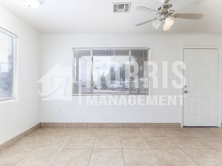 710 N Olive Ave — Photo 21