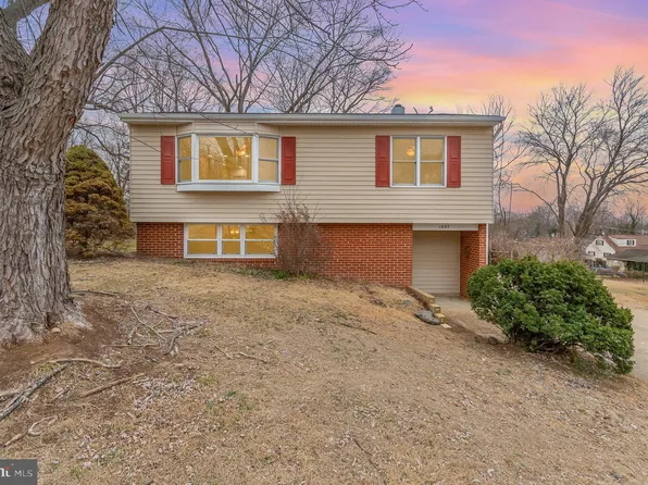 1527 Aiden Dr, Woodbridge, VA 22191