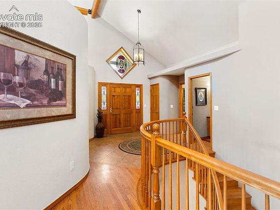 3rd image of 945 Sun Valley Dr