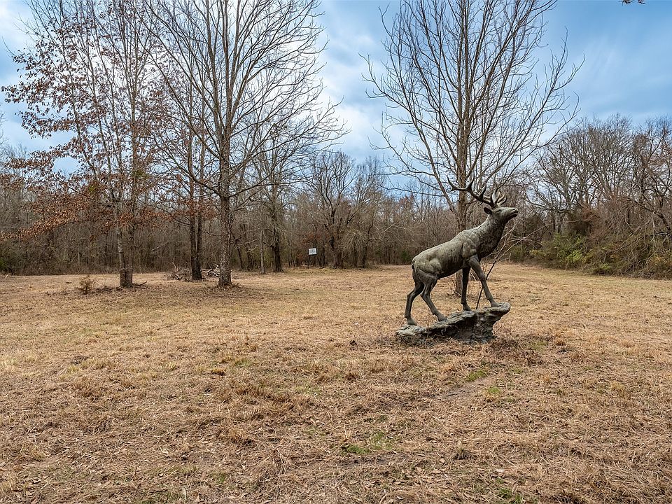 1st image of 139 NW County Rd #1061