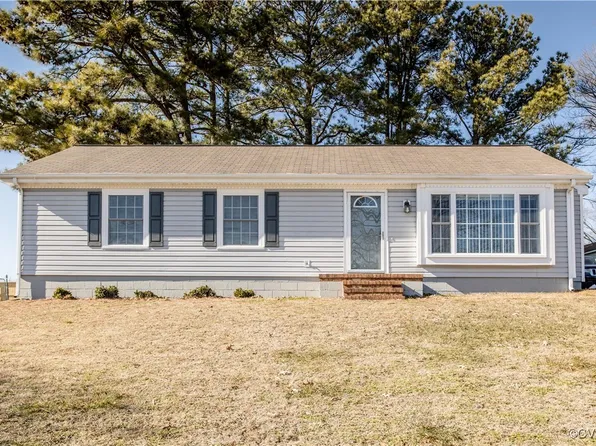 2542 Bent Oaks Dr, Colonial Heights, VA 23834