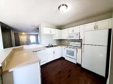 4th image of 3714 Bracknell Forest Dr