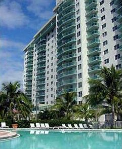 3rd image of 19370 Collins Ave APT 327