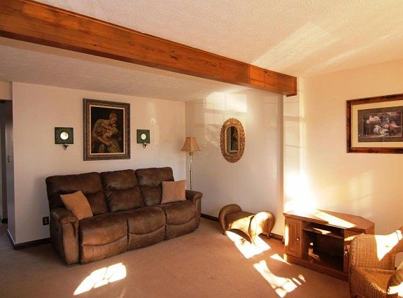 4th image of 8691 Glencanyon Dr