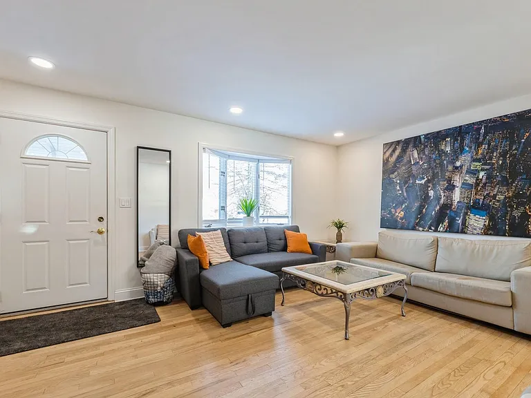 56 Morningside Ave — Photo 11