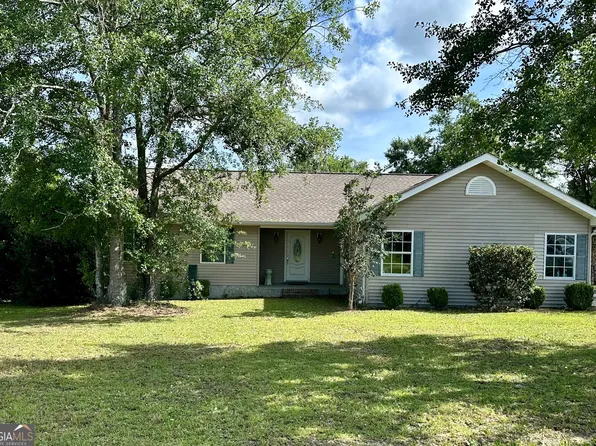 41 Marla St, Hoboken, GA 31542