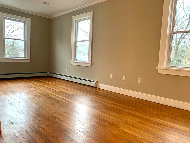 45 George St #2 — Photo 8