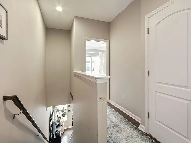 1337 N Howard St — Photo 36