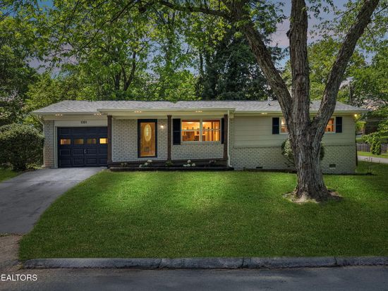 1301 SW Burton Rd, Knoxville, TN 37919