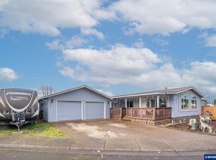 3355 Snow Peak Pl, Lebanon, OR 97355