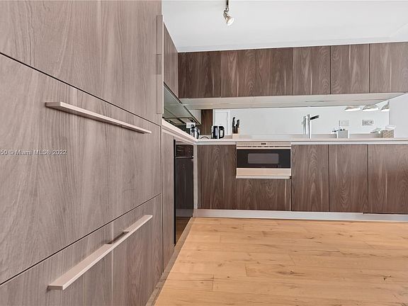 4th image of 3131 NE 7th Ave Unit 2303